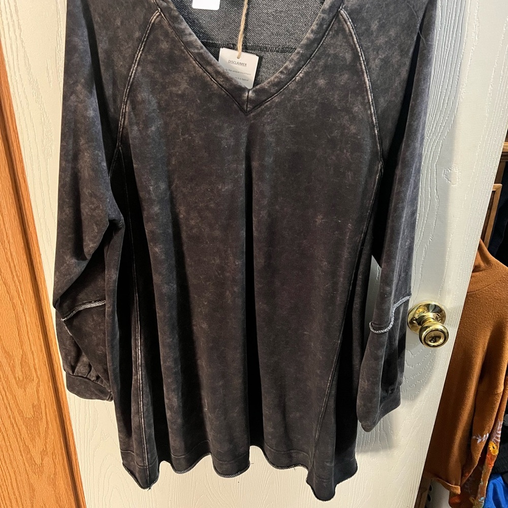 Women's Black V-Neck Tunic Dress